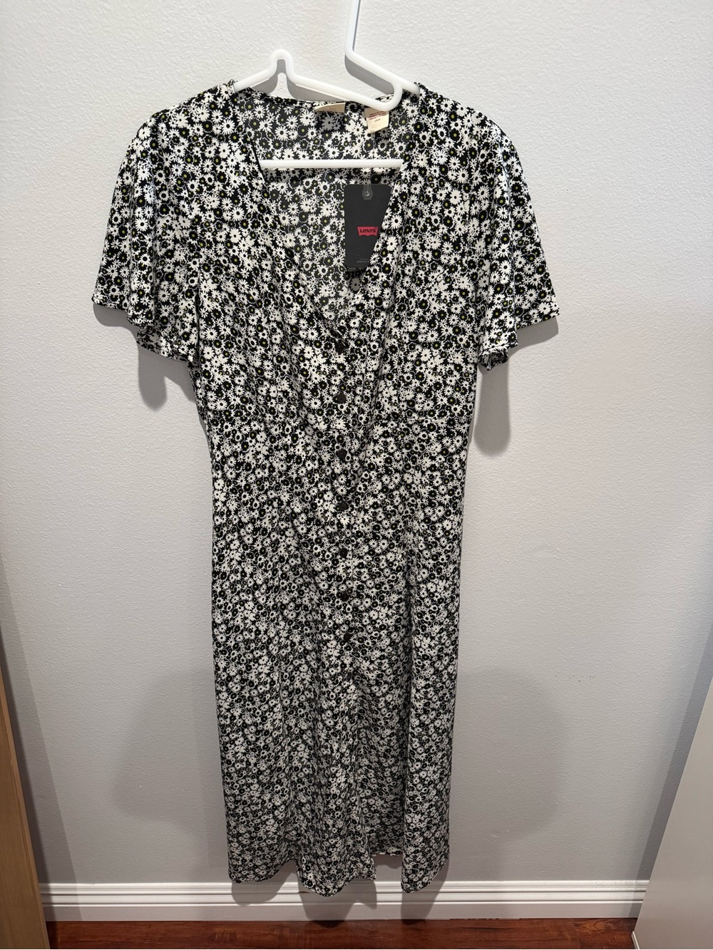Levi's Black & White Ditsy Floral Midi Dress